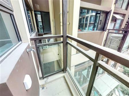 信义嘉御山-阳台