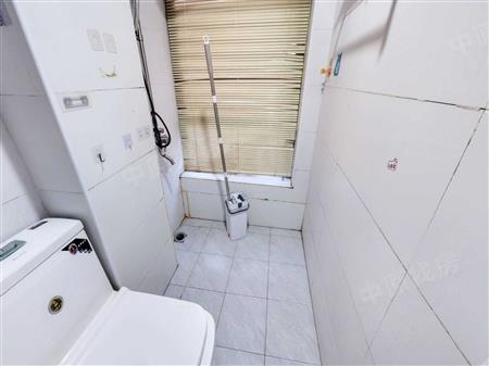 龙光玖云著大楼-卫生间