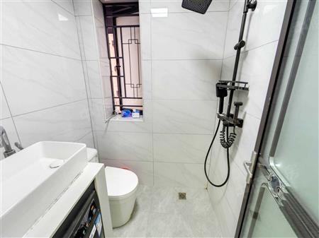 观山嘉苑-卫生间