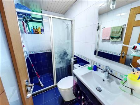 翠拥华庭-卫生间