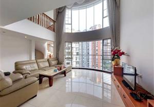 2字头，世纪村顶楼大复式上下4层，带私家泳池，南北通C位安静