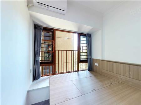 星都梅沙天邸-次卧