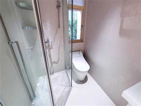 中海华庭-卫生间
