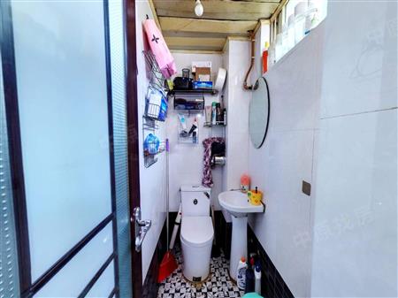 文汇花园-卫生间