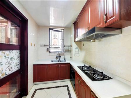 信义金御半山（三期信义荔景御园）-厨房