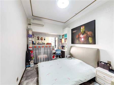 信义金御半山（三期信义荔景御园）-次卧