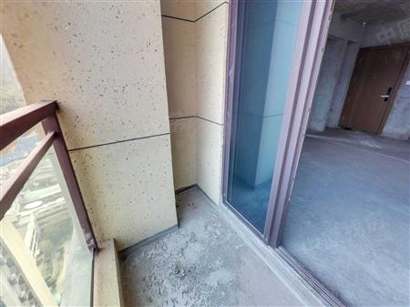 花样年家天下-阳台