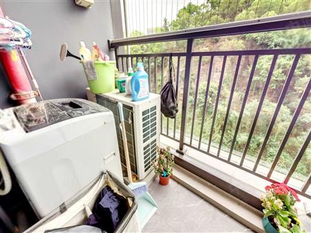 枫叶望海公馆-阳台