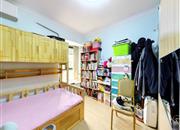 中海半山溪谷花园-主卧