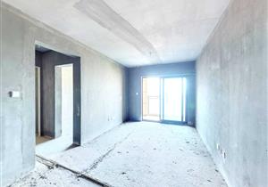 业主向市场妥协！地铁口刚降价房源，精装，满五年急售，价格私聊