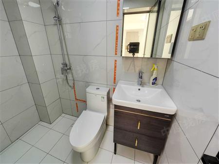 碧荔花园-卫生间