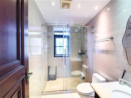 半岛城邦花园一期-卫生间