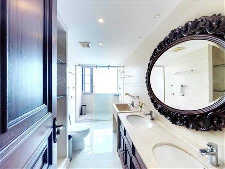 半岛城邦花园一期-卫生间