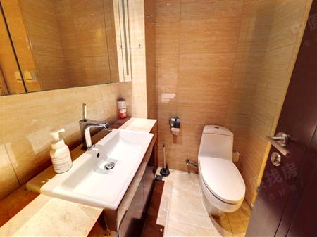 卓越前海一号-卫生间