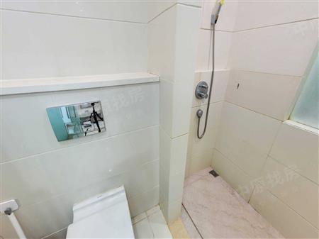 大中华国际金融中心-卫生间