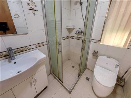 海怡东方花园-卫生间