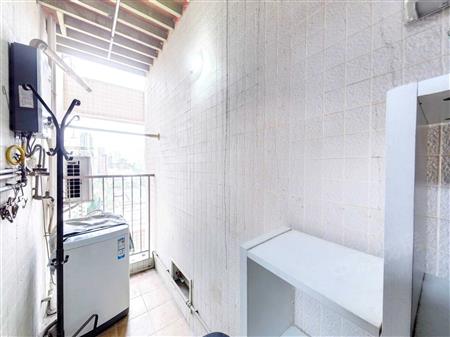 新一代大厦-阳台