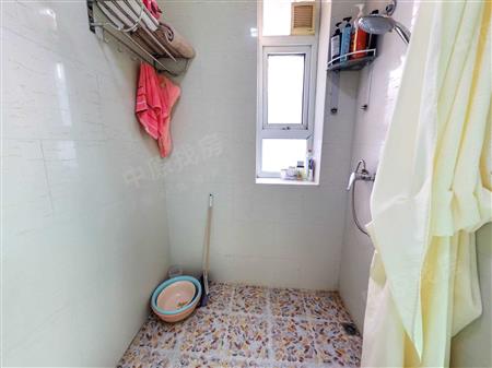 畔山花园-卫生间