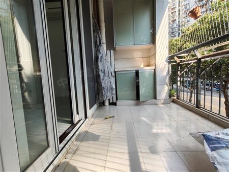 鹏兴花园（三期）-阳台