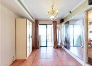 天鹅堡三期-次卧