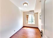 天鹅堡三期-次卧