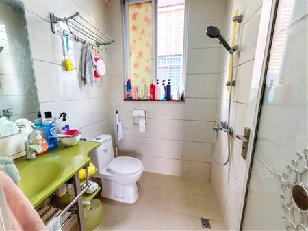 莲花山庄-卫生间