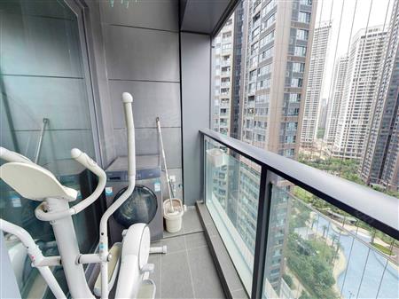 新锦安海纳公馆-阳台