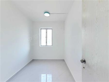 龙珠花园（A区）-次卧