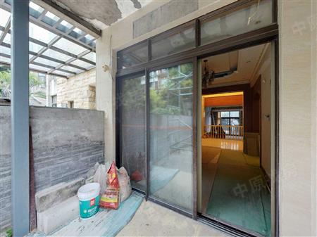 星河丹堤花园-阳台