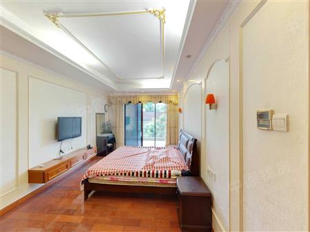 星河丹堤花园-次卧