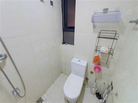 龙悦居四期-卫生间