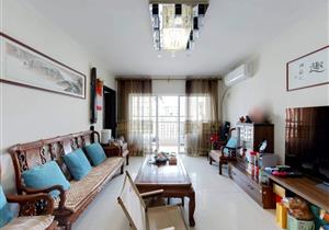 星河明居，3号线地铁口，红本满五