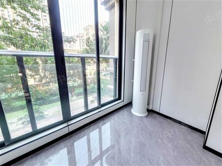 广兴源圣拿威-阳台