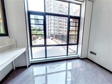 广兴源圣拿威-阳台