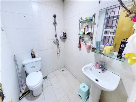 花园城一期-卫生间