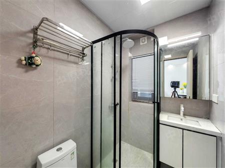 枫叶望海公馆-卫生间