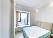 枫叶望海公馆-主卧