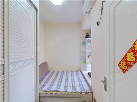 桃源居十一区-次卧