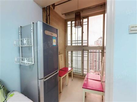 新银座华庭-阳台