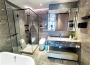 半岛城邦花园四期-卫生间