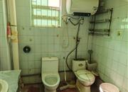 泰华商业城-卫生间