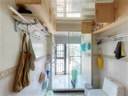 宏发领域-卫生间