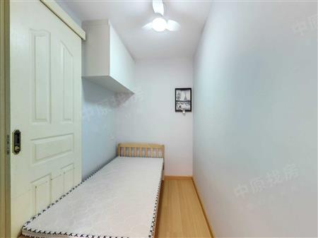 海珑华苑-次卧