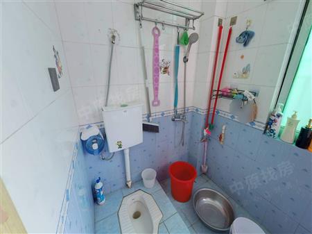 创业一村-卫生间