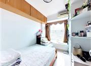 新银座华庭-主卧