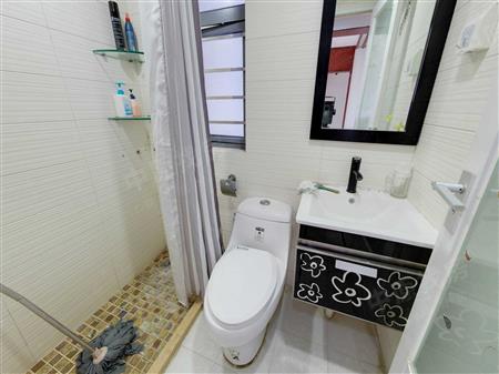 金地名津-卫生间
