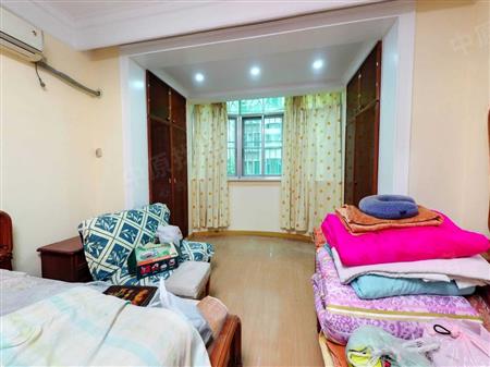 新港鸿花园-阳台