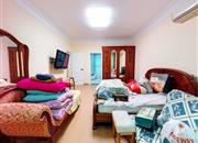 新港鸿花园-主卧