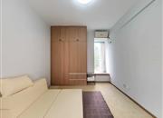 滨海之窗花园-主卧