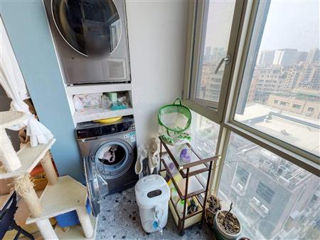 德弘基创客居-阳台